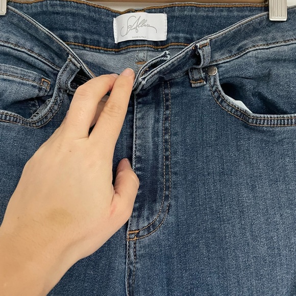 SOA Italian Flared Jeans Sz 44 (28 US) - Picture 5 of 6